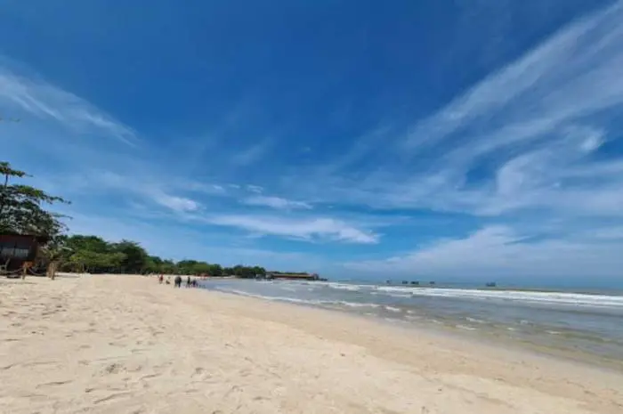 6 Wisata Pantai di Jepara yang Menarik Untuk Dikunjungi